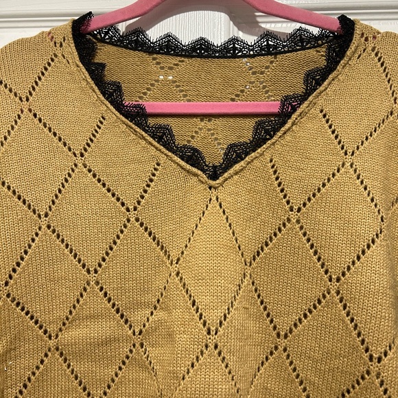 Sweater - Picture 2 of 2